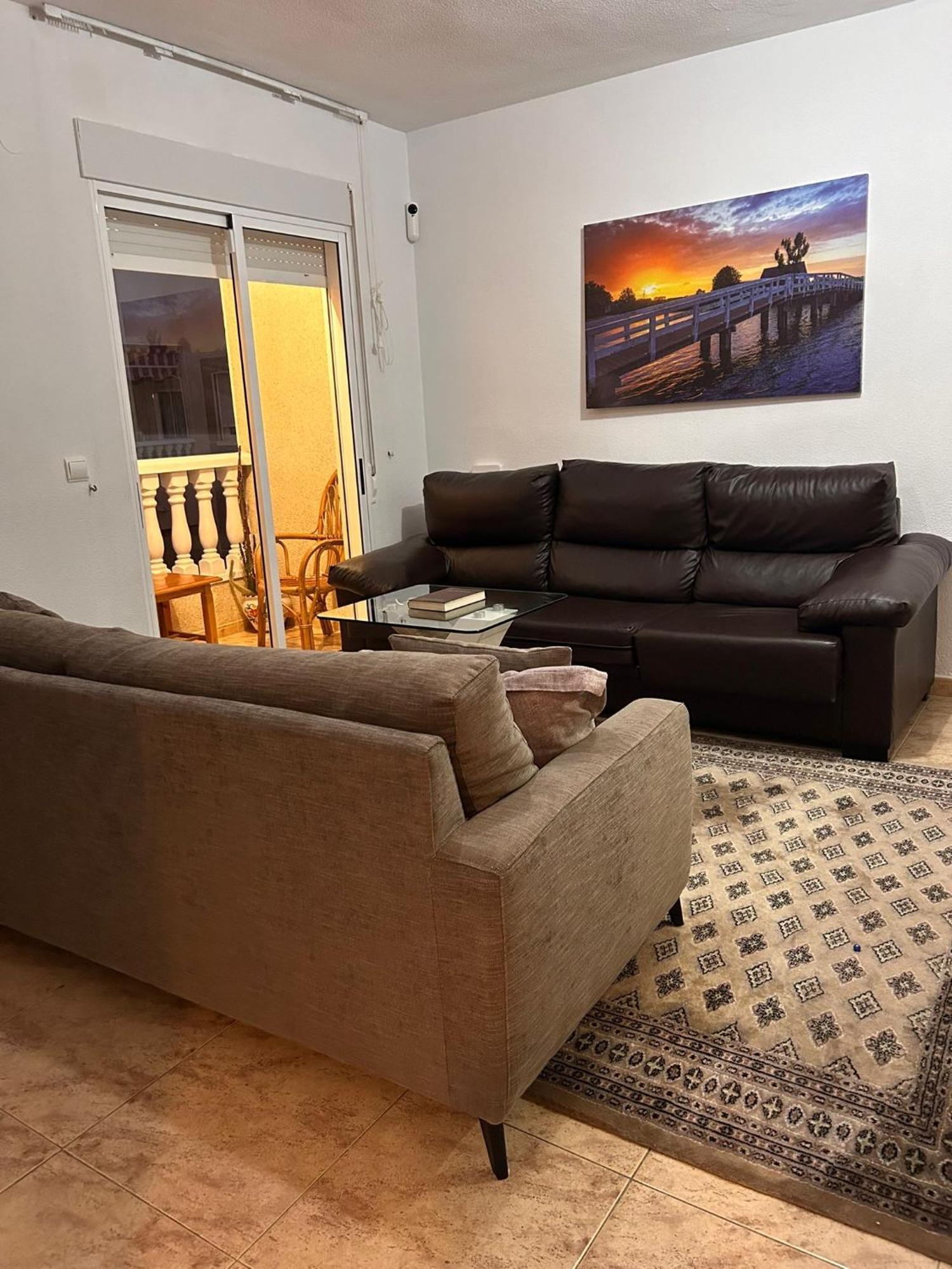 Apartamento Compartido - Solo El Dormitorio Es Privado ตอร์เรเวียคา ภายนอก รูปภาพ